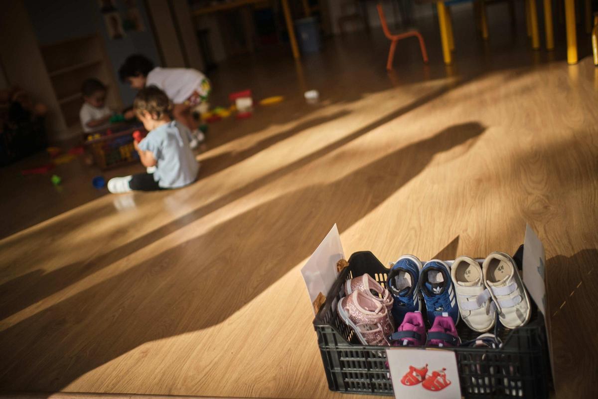 Unos niños juegan en una escuela infantil de Tenerife