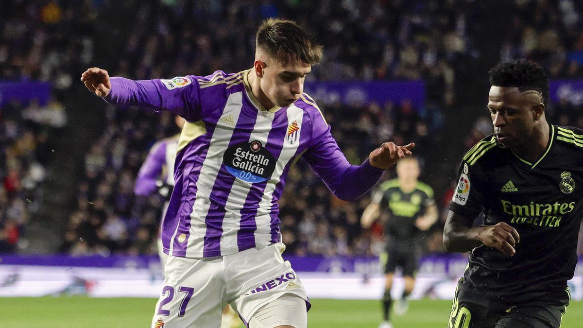 Iván Fresneda a penas tuvo minutos con el Valladolid