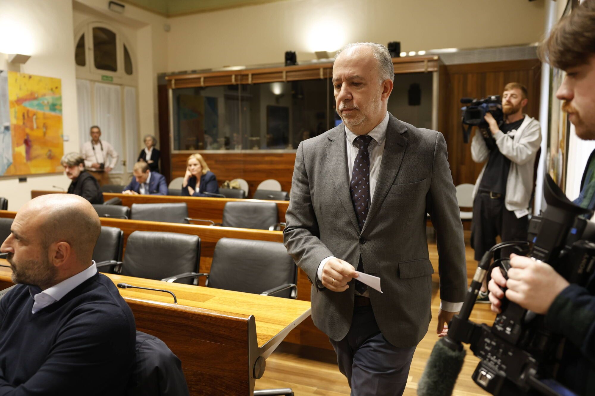 EN IMÁGENES: Así fue la votación para formar la comisión de investigación sobre el accidente minero de Cerredo en  la Junta.