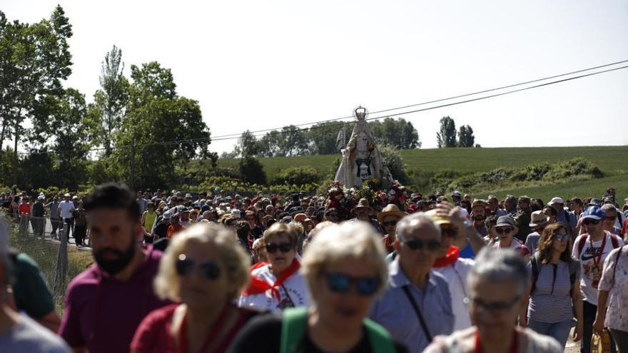 La Virgen de la Concha en la romería de La Hiniesta.