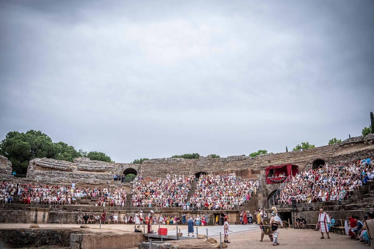 Fotogalería | Emerita Lvdica devuelve el rugido de los gladiadores al Anfiteatro Romano de Mérida