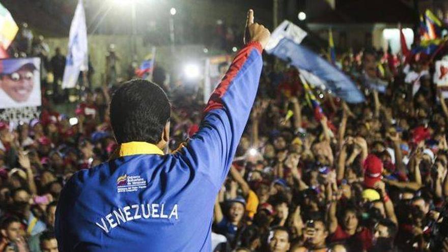Maduro cobra su herencia