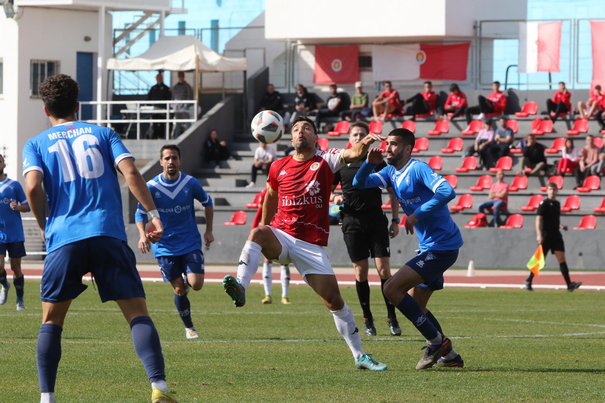 Partido CD Ibiza-Badalona