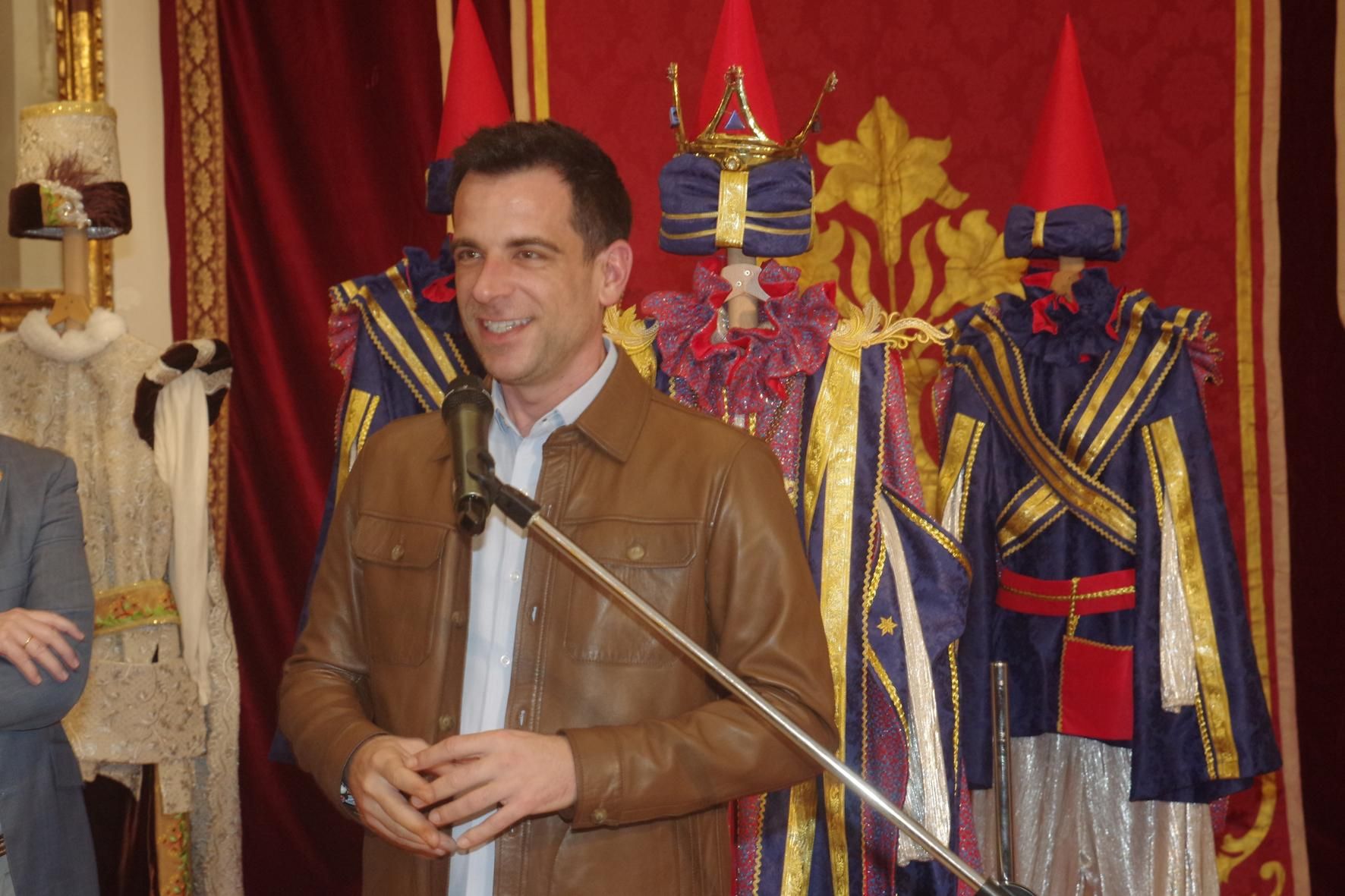 Presentación de los trajes de los Reyes Magos para la Cabalgata de Málaga