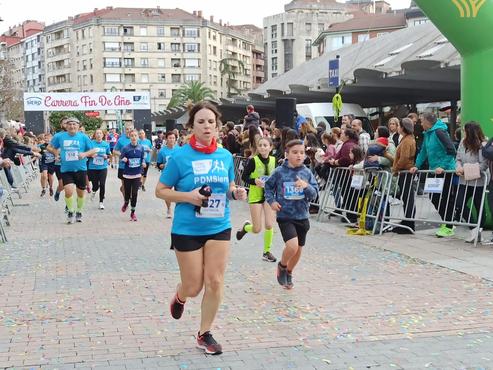 Casi 1.500 participantes disputan la carrera de Fin de Año de Pola de Siero