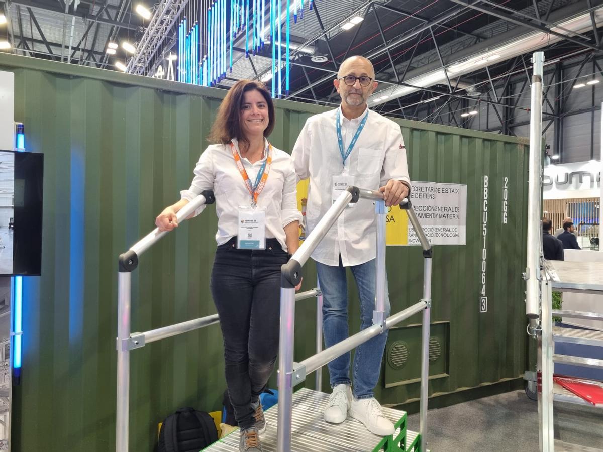 Mara Alfonso (comercial) y Carles Ramos (responsable técnico), de Svelt