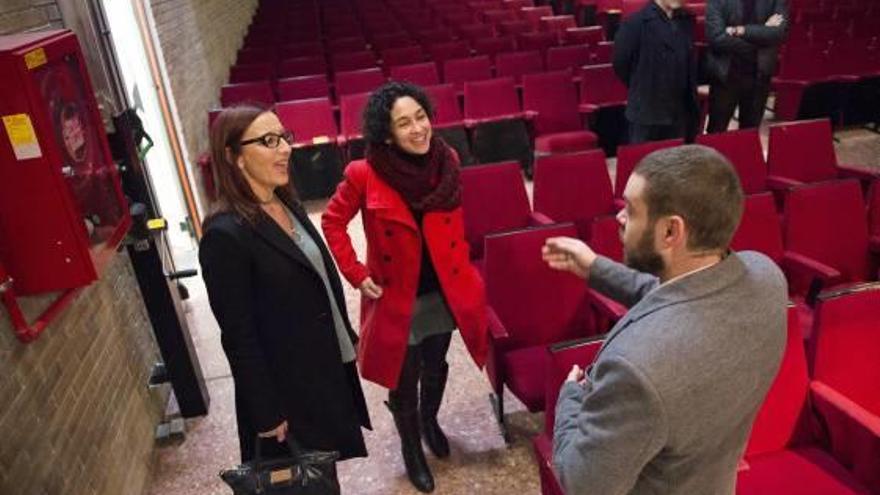 Visita de María Josep Amigò, ayer.