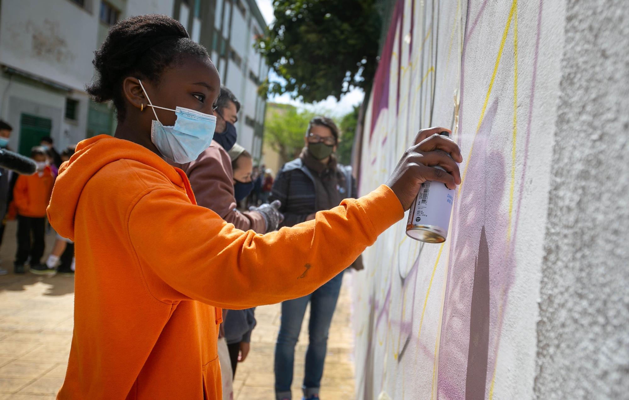 Mural del voluntariado en Anchieta