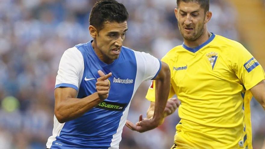 Nieto durante el partido del play off¨&quot; ante el Cádiz