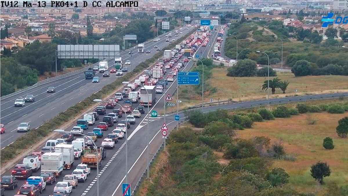 Atascos kilométricos en la autopista de Inca, en una imagen de archivo