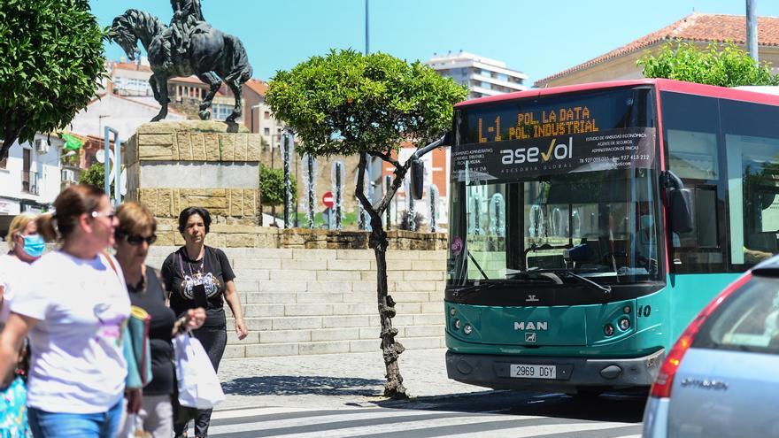 La empresa del bus urbano de Plasencia pide un año de prórroga del contrato