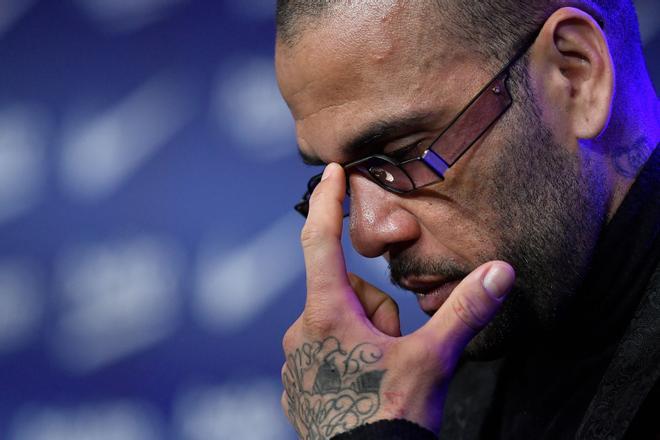 Presentación Dani Alves - Las imágenes del show que han dado la vuelta al mundo