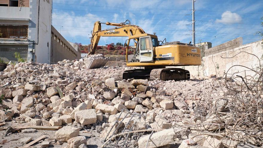 Una nave industrial de tres plantas sustituirá a la antigua Casa de la Húngara