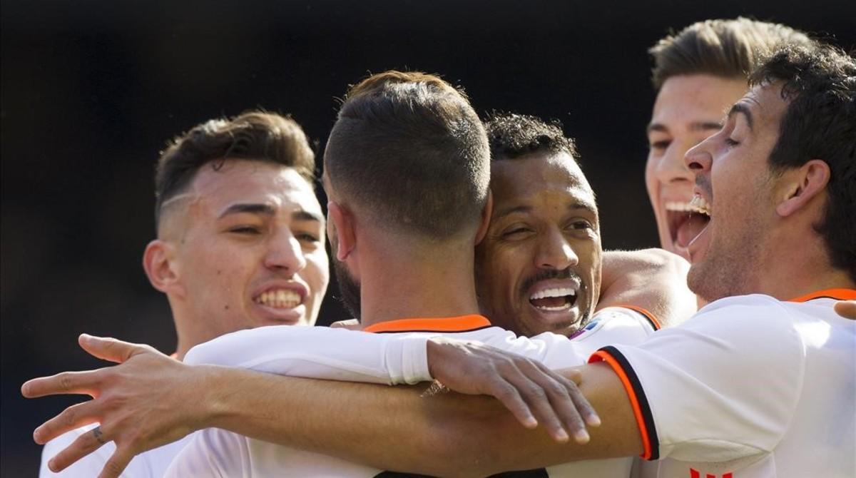 rpaniagua36882472 gra071 valencia 15 01 2017 el defensa del valencia c f 170115124927 rpaniagua36882472 gra071 valencia 15 01 2017 el defensa del valencia c f 170115124927