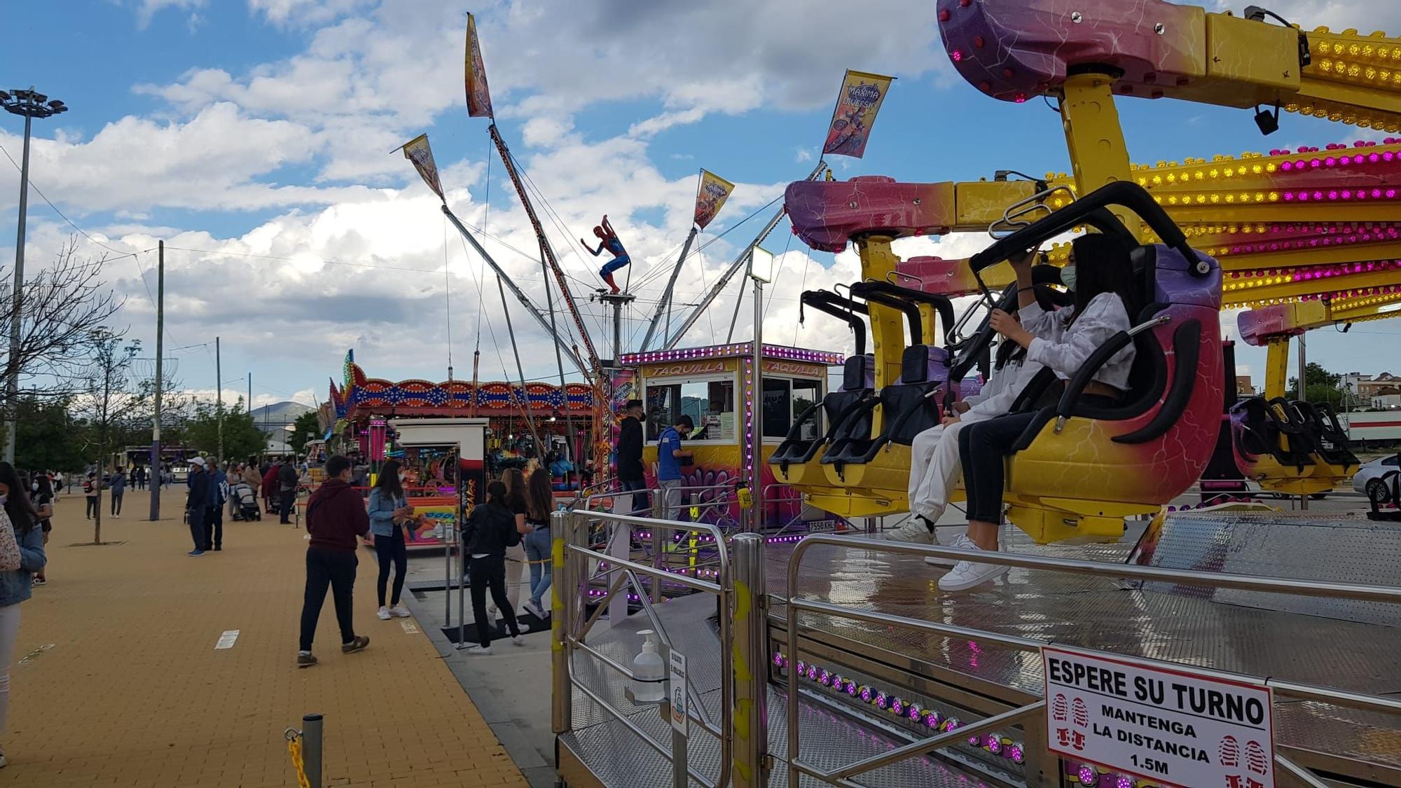 Abre la feria de primavera de Lucena