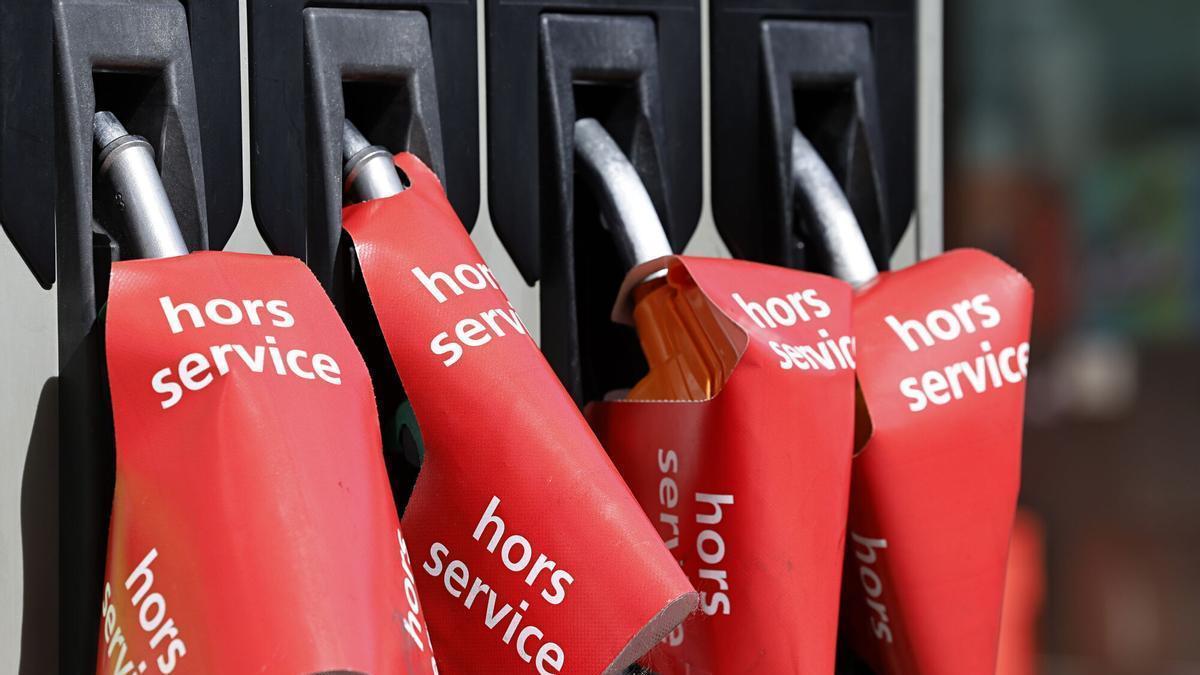 El precio récord de la gasolina tensa las calles de Francia y genera problemas de abastecimiento