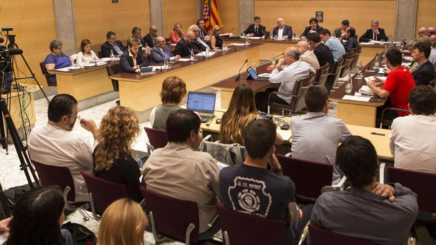 El ple de la Diputació de Girona.