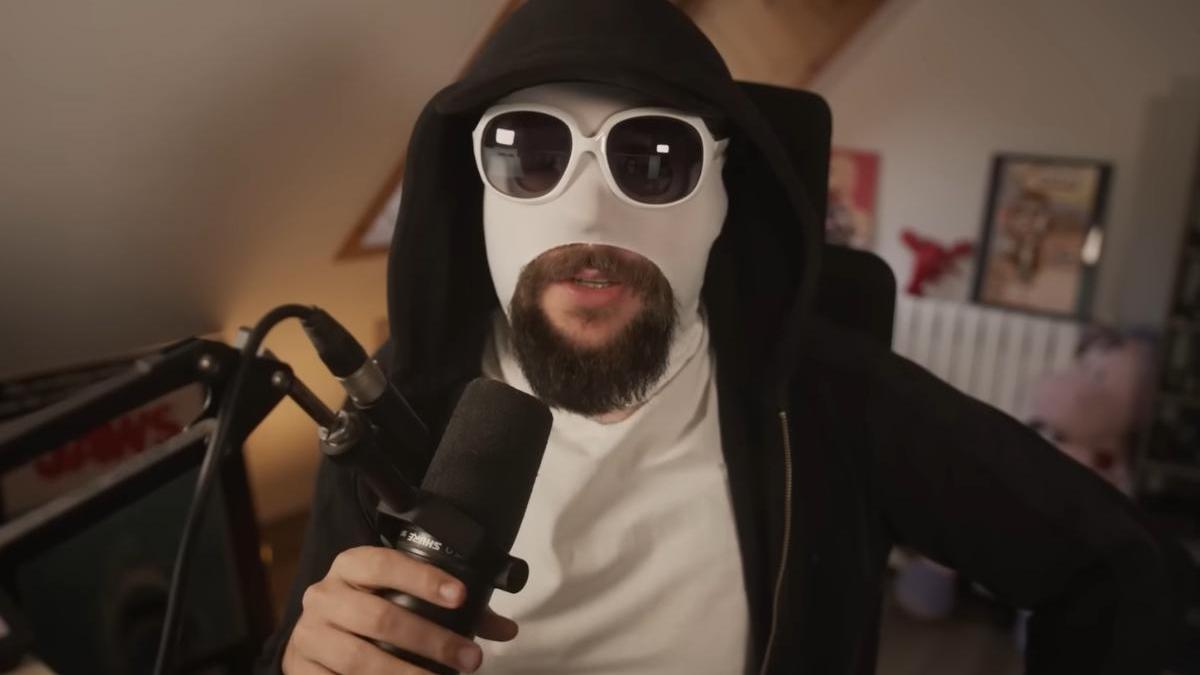 El youtuber 'Un tío blanco hetero', durante uno de sus vídeos.