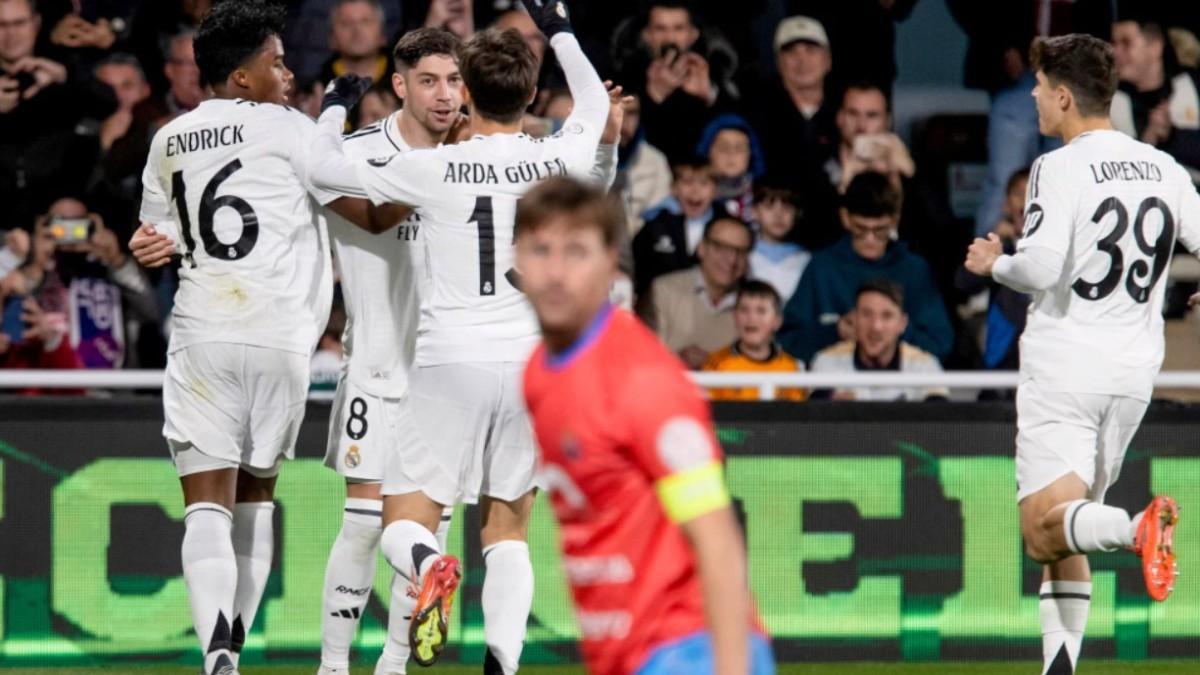 Ancelotti: "Vinicius no necesita cariño, puede hacer más"