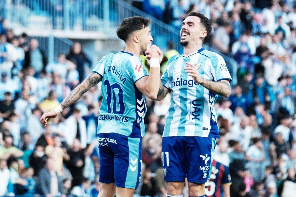 Málaga CF se enfrenta al SD Huesca en La Rosaleda