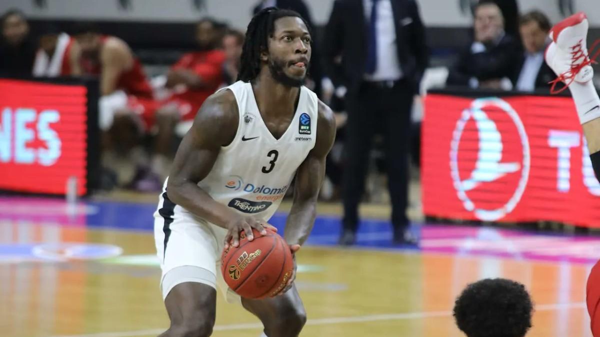 Myles Cale, alero estadounidense