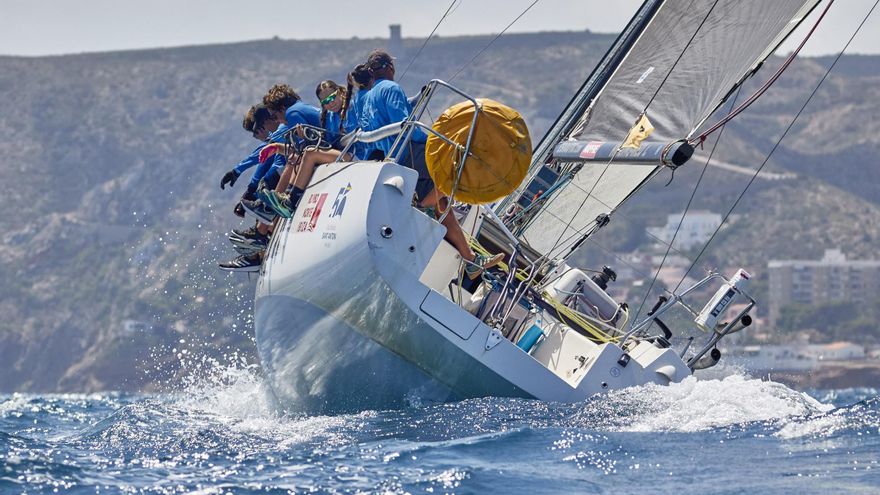 El ‘Nàutic Café del Mar’ compite este fin de semana en la XXVI edición del Trofeo S. M. La Reina, en Valencia