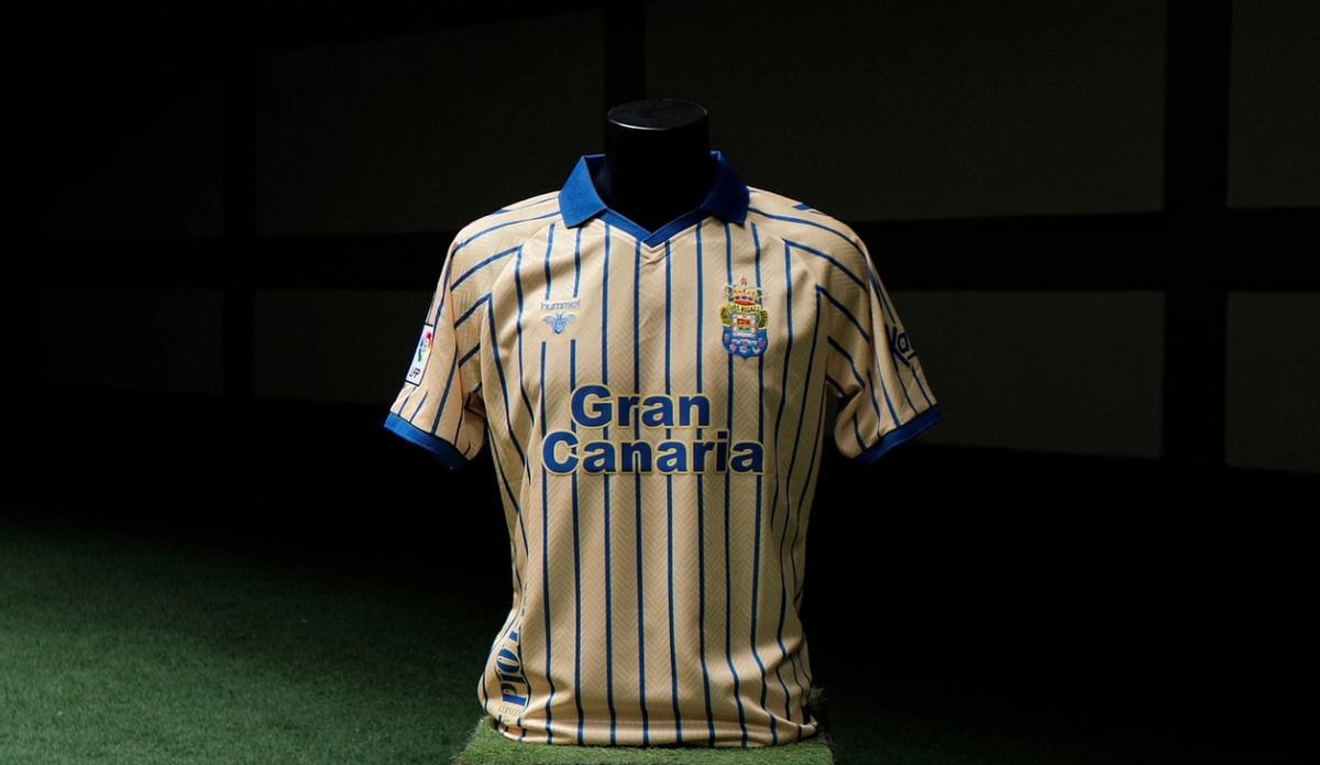 Camiseta retro de la UD Las Palmas.