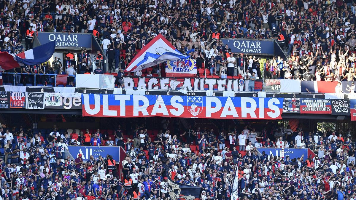 La afición del PSG castiga a Mbappé: La tremenda pitada que se llevó el francés