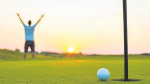 En Catalunya, hay más de 40 campos de golf para iniciarse en este deporte