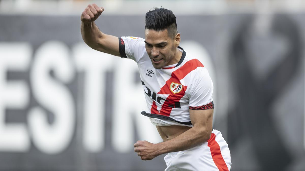 Falcao celebra un gol con el Rayo.