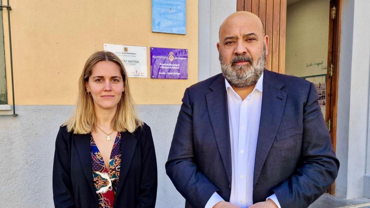 El candidato del PP a Cort, Jaime Martínez, junto con la presidenta de NNGG, Lourdes Bosch.