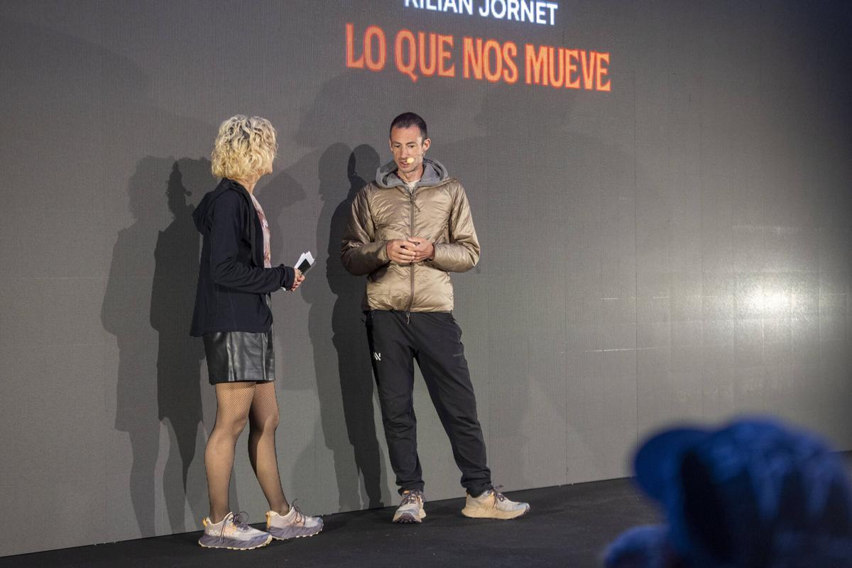 Kilian Jornet reúne a más de 2.000 personas en Son Moix Kilian Jornet reúne a más de 2.000 personas en Son Moix