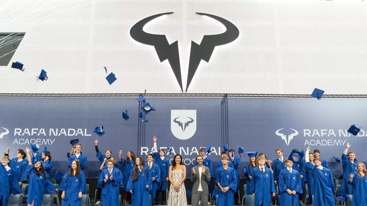 Rafa Nadal y Ana Ivanovic presiden la graduación de la décima promoción de la Rafa Nadal Academy
