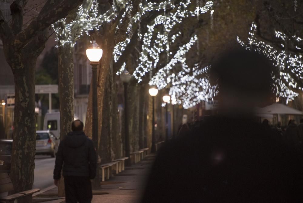 Els llums de Nadal arriben més lluny a Manresa