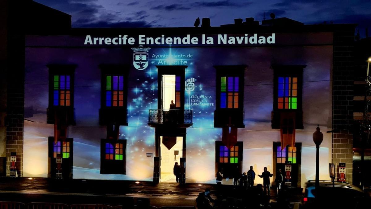 Encendido navideño en la Casa de la Cultura Agustín de la Hoz.