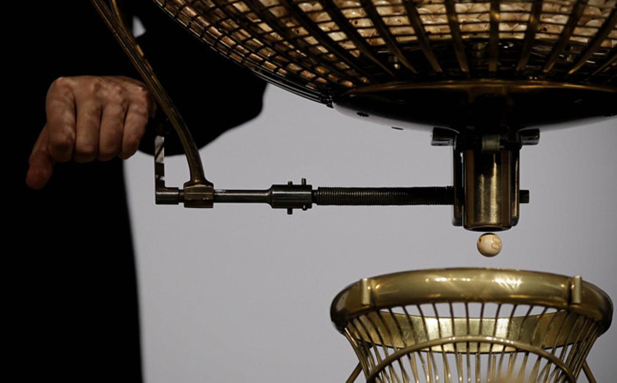 Un bombo de la loteria de Nadal. Un bombo de la loteria de Nadal.