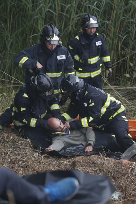 Doble simulacro de emergencias en Asturias: un accidente de avión y un gran incendio forestal