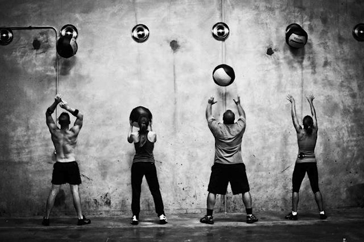 Wall ball shots en CrossFit: técnica