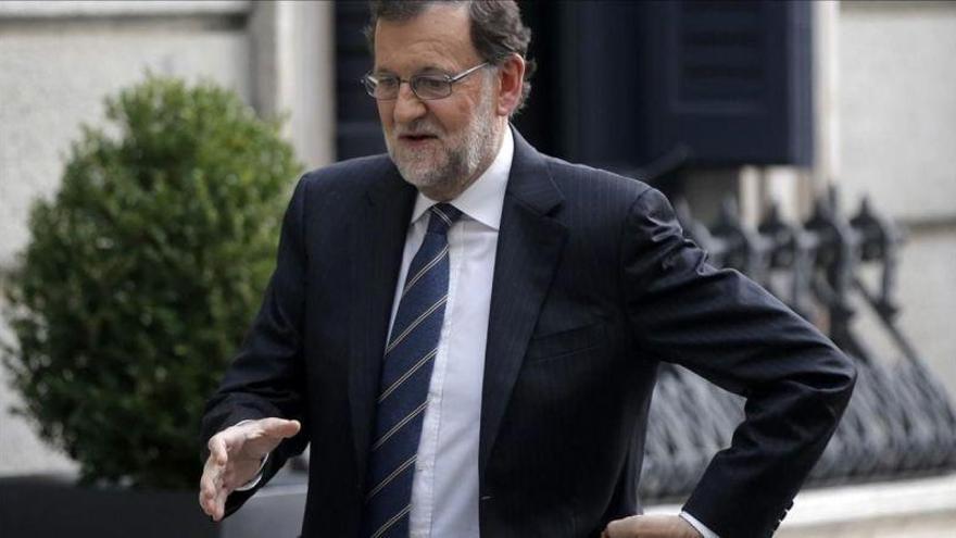 Rajoy ofrece diálogo al PSOE a cambio de estabilidad