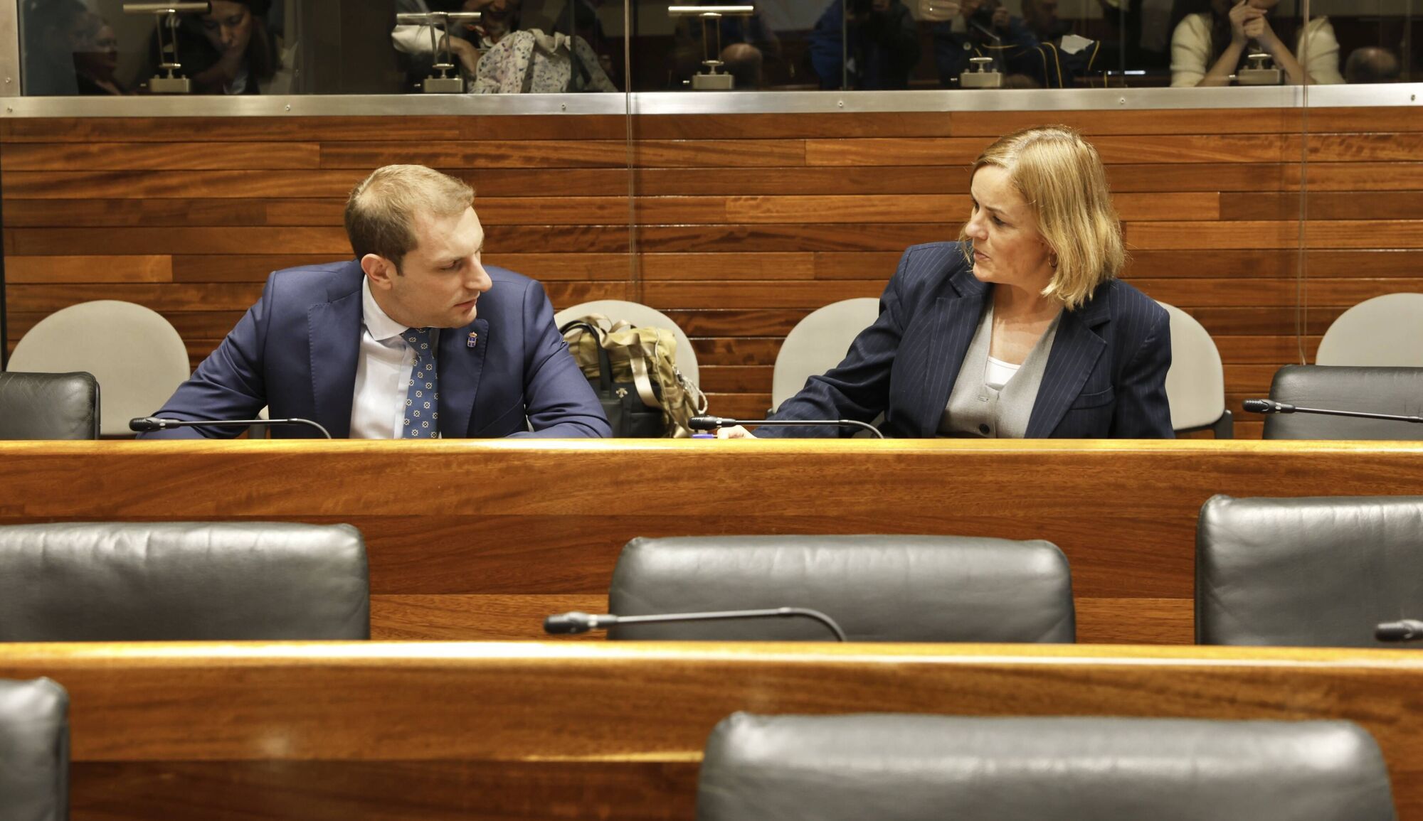 EN IMÁGENES: Así fue la votación para formar la comisión de investigación sobre el accidente minero de Cerredo en  la Junta.