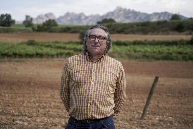 Enric Vélez, médico y cazador: «Ahora se entiende que somos necesarios, pero todavía se nos ve como delincuentes»