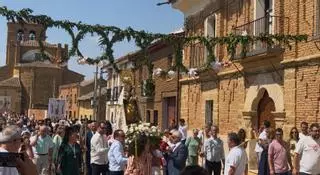 GALERÍA | Villamayor de Campos venera a la Virgen del Socastro