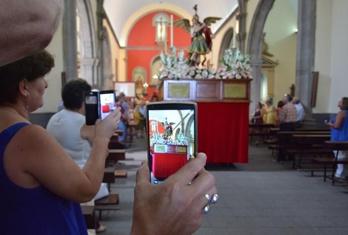 Feria de ganado, misa y procesión de San Miguel