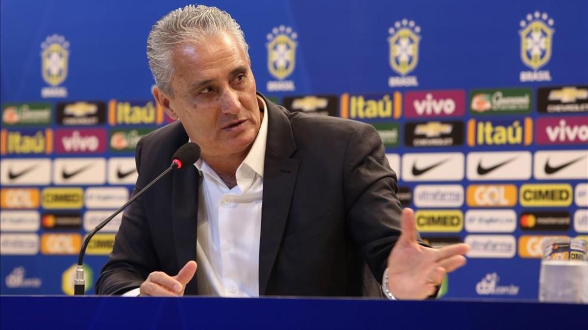 El seleccionador brasileño, Adenor Leonardo Bacchi "Tite", durante una rueda de prensa