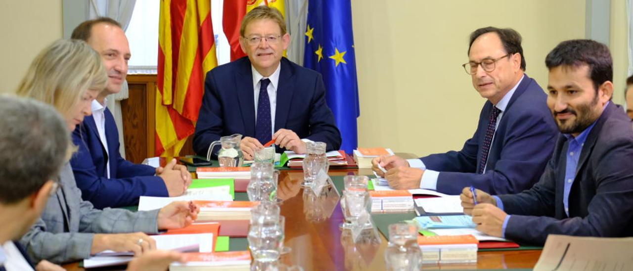 Pleno del Consell celebrado el viernes en la Casa de las Brujas de Alicante.