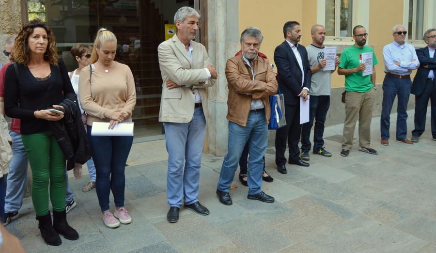 Concentració a Blanes per rebutjar l''empresonament de Jordi Cuixart i Jordi Sánchez