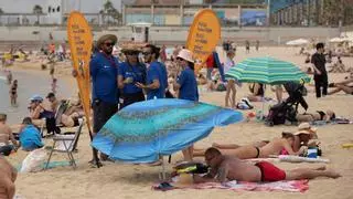 Barcelona sigue los pasos de Las Palmas de Gran Canaria y prohíbe fumar en sus playas