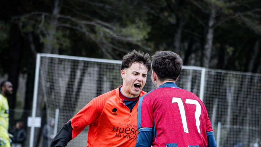 El Huesca B pincha frente al Tamarite y solo le separa un punto del Ebro