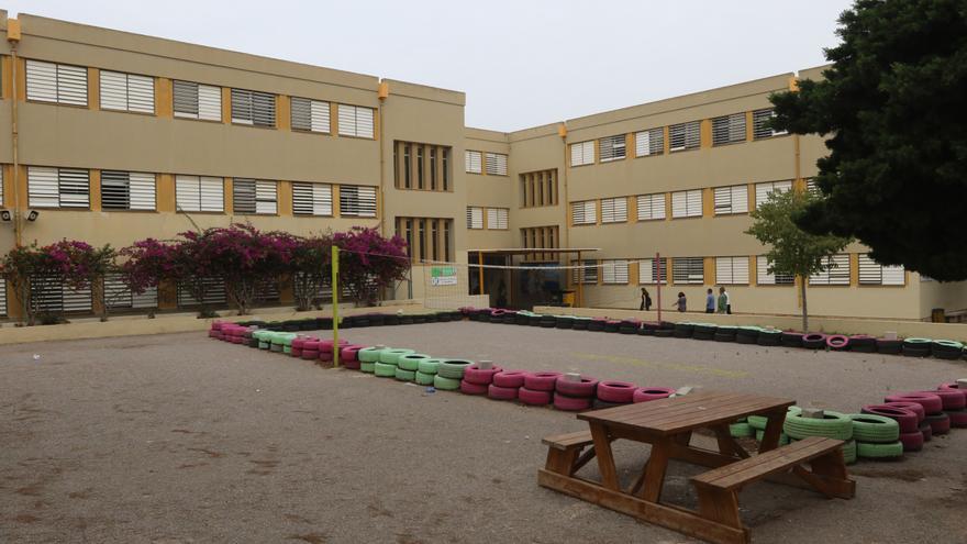 Una avería inunda parte del instituto Sa Blanca Dona y obliga a cancelar clases y reubicar a los alumnos