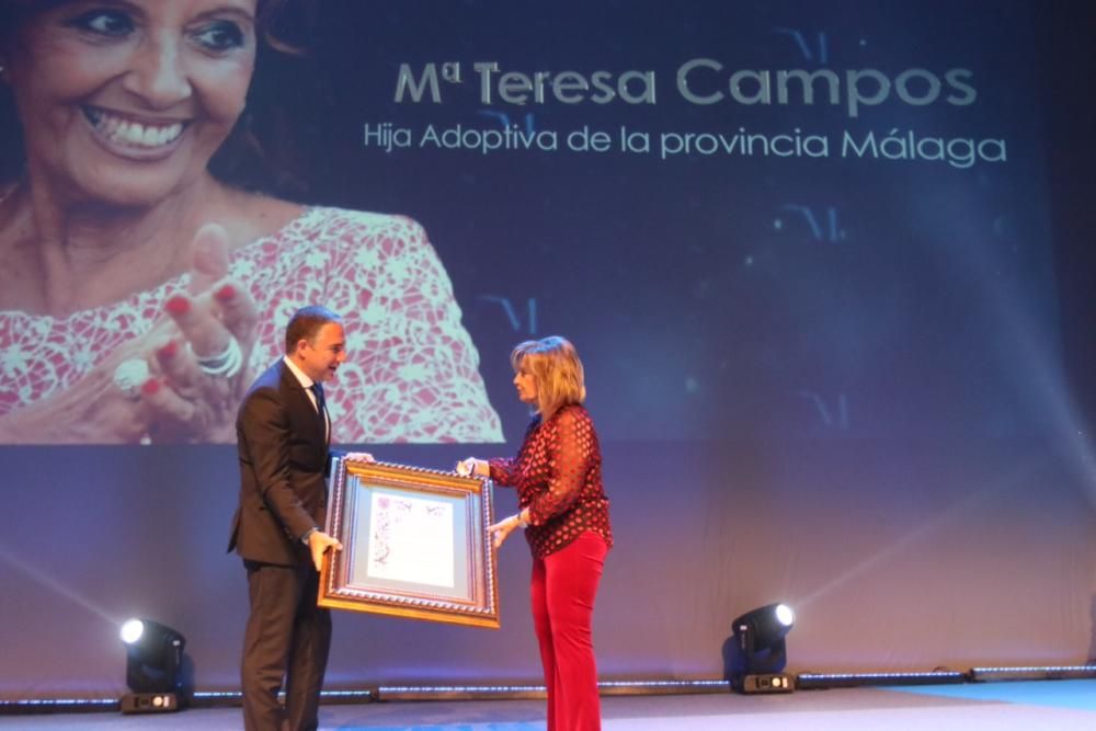 Entrega de recoocmientos de la Diputación Provincial de Málaga a Dani Rovira y María Teresa Campos.